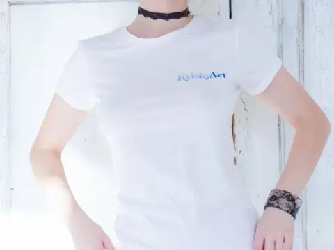 Teinit (18+)